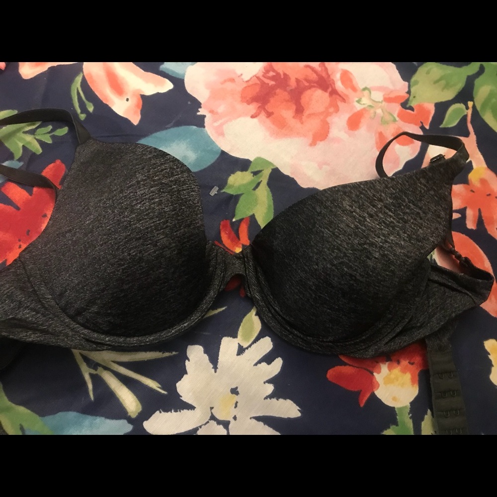 Victoria’s secret uplift semi demi bra 34C